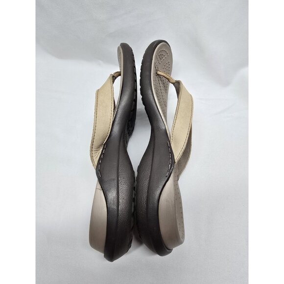 Crocs Capri Flip Flops Brown Thong Flip Flops Beige Straps Size 8 - Picture 10 of 11